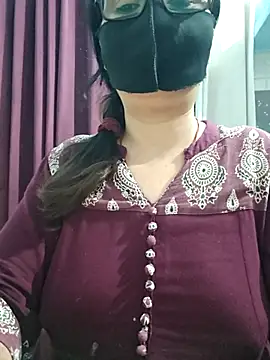 Aishwaryaa 69 online show from July 10, 2026, 1:22 pm