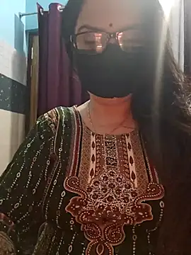 Aishwaryaa 69 online show from November 5, 2025, 3:59 pm