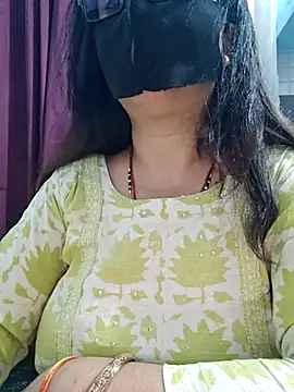 Aishwaryaa 69 online show from August 5, 2026, 2:55 pm