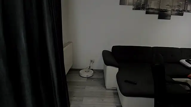 Snapshot of Richarddarell1 chatting on February 6, 2026, 6:31 am Richarddarell1 online show from February 6, 2026, 6:31 am