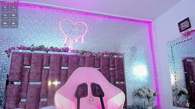 Leiaa  online show from January 7, 2025, 3:03 am