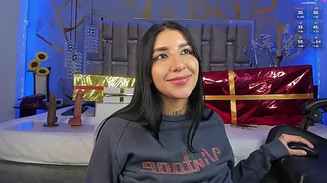 Leiaa  online show from December 21, 2024, 5:25 am