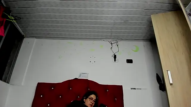 Sweet-Suck69 online show from March 13, 2025, 4:49 am