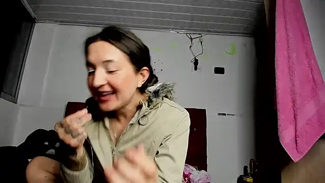 Sweet-Suck69 online show from March 16, 2025, 2:21 am