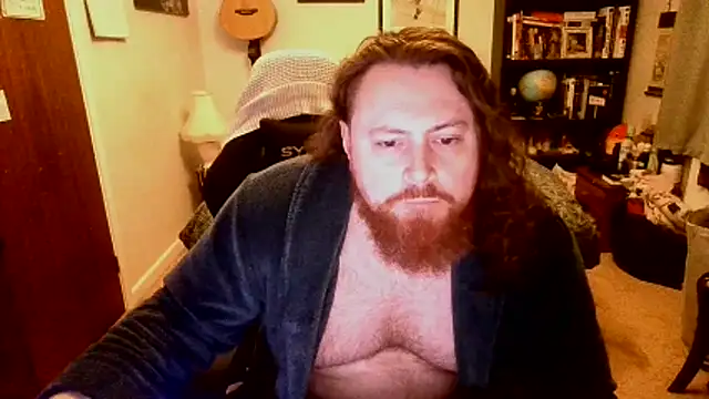 Snapshot of Hairy_Guy30 chatting on June 4, 2026, 11:31 pm Hairy Guy30 online show from June 4, 2026, 11:31 pm
