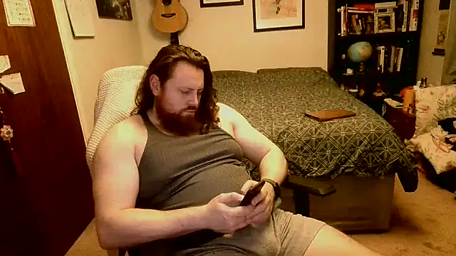 Snapshot of Hairy_Guy30 chatting on May 20, 2026, 11:35 pm Hairy Guy30 online show from May 20, 2026, 11:35 pm