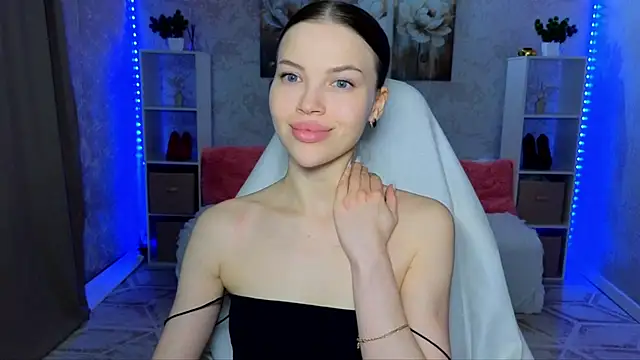 Snapshot of EmmyMills chatting on March 27, 2026, 9:38 pm EmmyMills online show from March 27, 2026, 9:38 pm