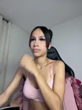Snapshot of Miaa_love6969 chatting on June 19, 2026, 12:38 am Miaa love6969 online show from June 19, 2026, 12:38 am