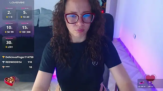SharonR1 online show from June 11, 2026, 3:14 am
