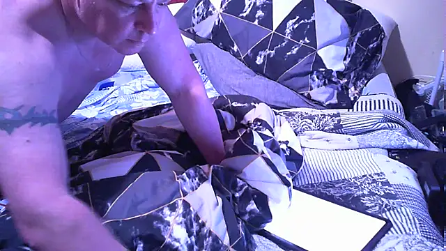 Mic Oxinner online show from October 9, 2025, 4:57 am