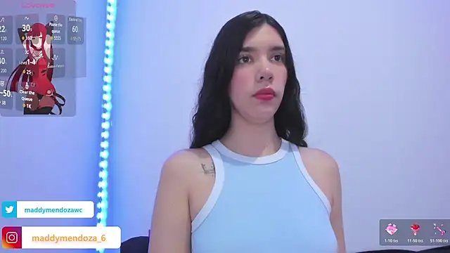 MaddyMendozaxx online show from December 1, 2025, 3:02 pm