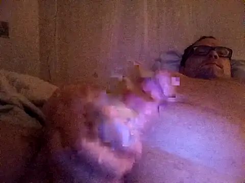 Snapshot of Mickael19 chatting on November 2, 2025, 11:54 pm Mickael19 online show from November 2, 2025, 11:54 pm