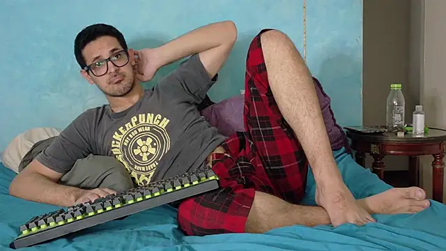 Morpheus-the-oniro online show from April 17, 2026, 10:23 pm