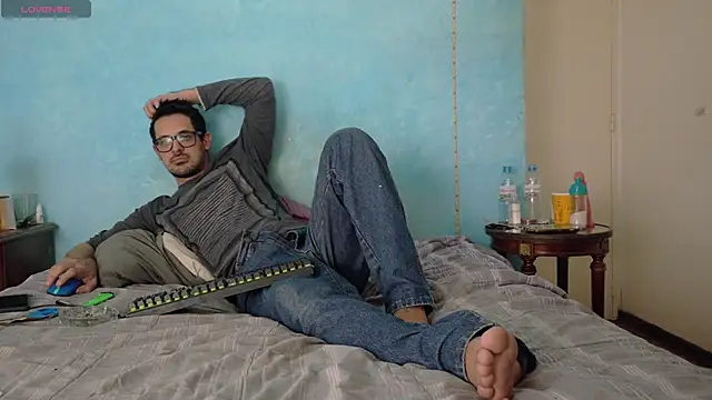 Morpheus-the-oniro online show from April 27, 2026, 8:29 pm