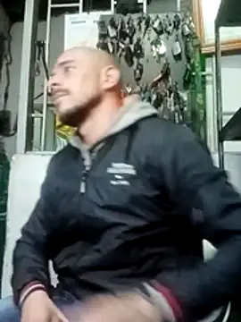 fire menxxx001 online show from October 31, 2025, 6:54 am