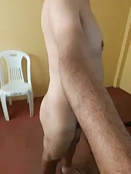 Snapshot of carozi chatting on February 9, 2025, 4:40 pm carozi online show from February 9, 2025, 4:40 pm