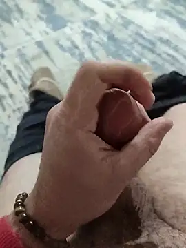 ssikerek23 online show from March 1, 2026, 12:10 am