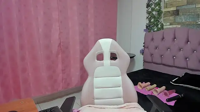 Snapshot of elizabeth_mature23 chatting on January 8, 2025, 1:31 pm elizabeth mature23 online show from January 8, 2025, 1:31 pm