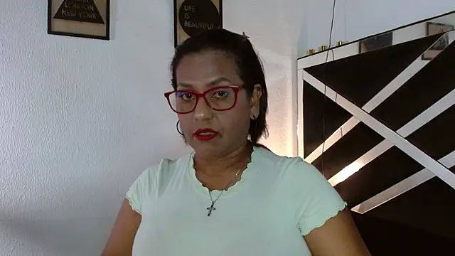 Snapshot of elizabeth_mature23 chatting on September 9, 2025, 12:36 pm elizabeth mature23 online show from September 9, 2025, 12:36 pm