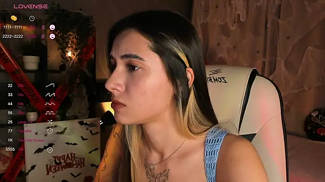 DarlaLike online show from October 25, 2025, 3:49 am