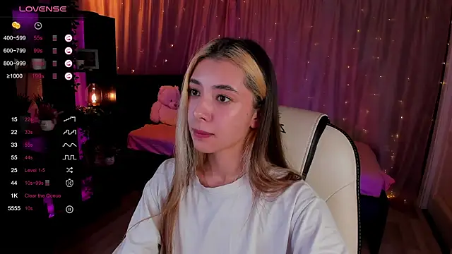 DarlaLike online show from March 3, 2025, 8:51 am