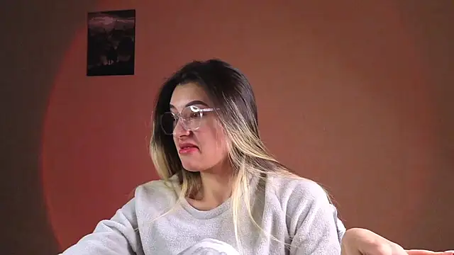 DarlaLike online show from February 16, 2026, 4:00 am