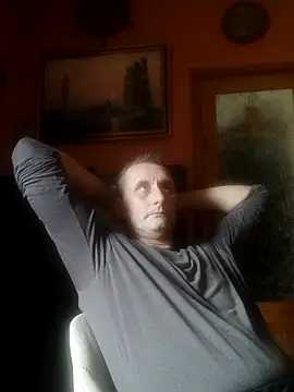 Snapshot of Viause_Kentauelle chatting on February 13, 2026, 8:03 am Viause Kentauelle online show from February 13, 2026, 8:03 am