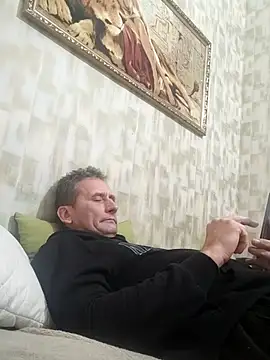 Viause Kentauelle online show from October 4, 2025, 8:32 pm