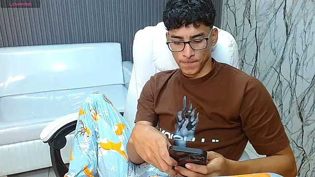 allens joe online show from October 21, 2025, 4:23 am