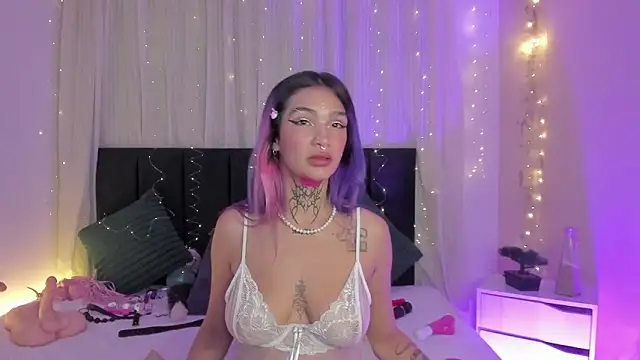 party-naugthysex online show from May 27, 2026, 8:43 am