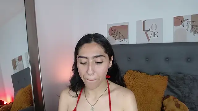 madisex s online show from March 15, 2026, 2:51 am