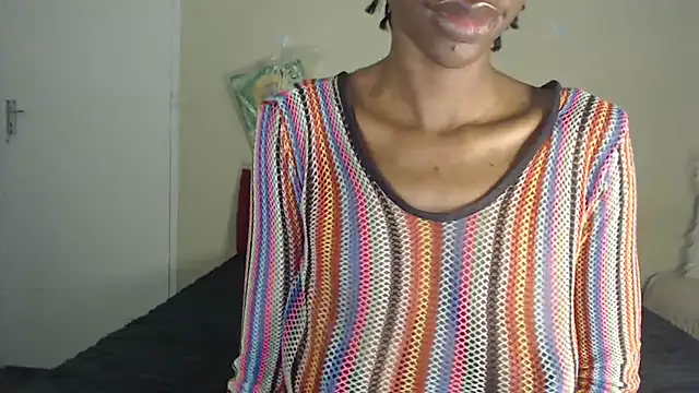 Blacktittiex02 online show from June 6, 2026, 3:39 pm