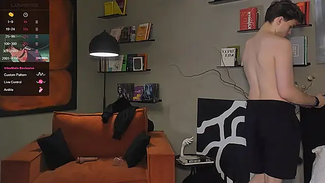 simonwnl online show from December 20, 2025, 8:55 pm