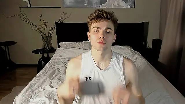 simonwnl online show from February 27, 2025, 6:24 am