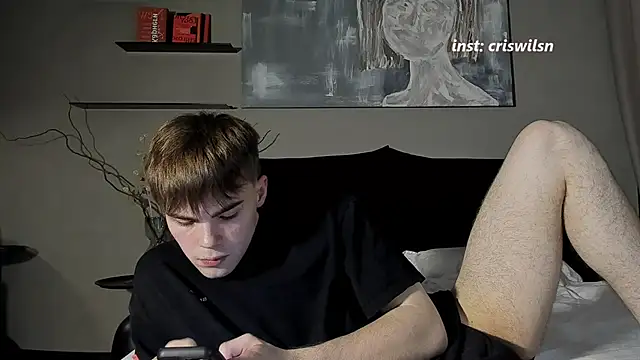 simonwnl online show from February 28, 2025, 4:10 pm