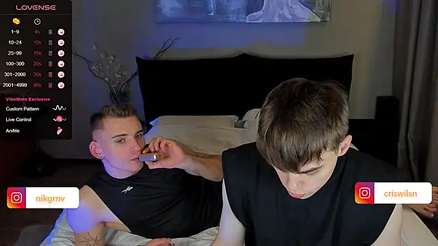 simonwnl online show from January 20, 2025, 6:43 pm