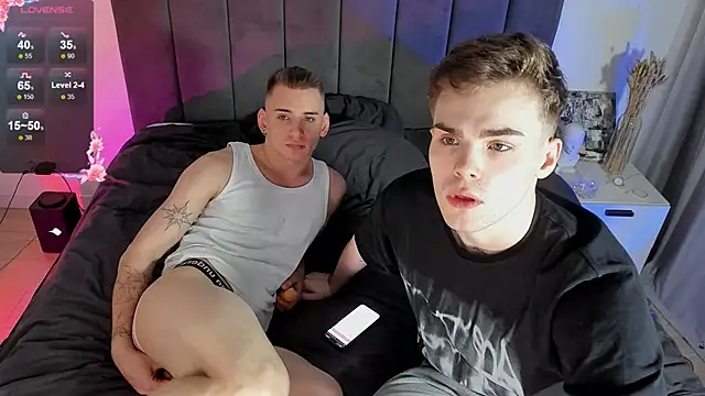 simonwnl online show from January 30, 2025, 4:55 pm