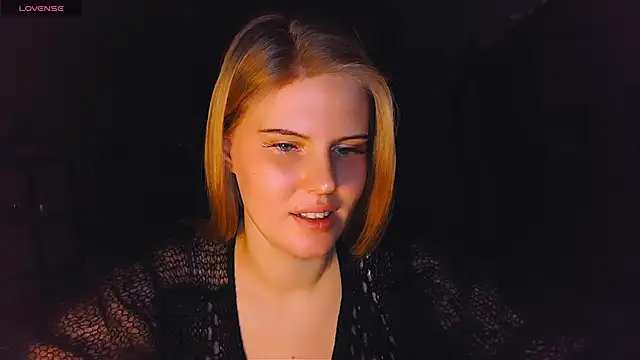 VoluptuousDreams online show from March 2, 2025, 5:20 pm