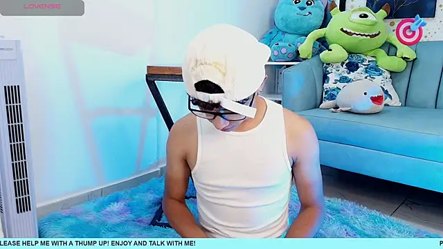 Niico Cruz online show from March 6, 2025, 5:11 pm