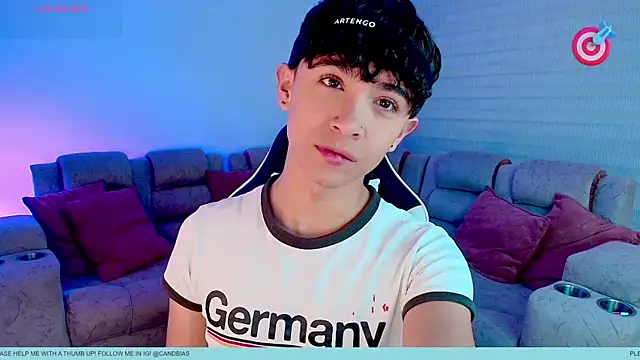 Niico Cruz online show from January 13, 2026, 10:13 pm