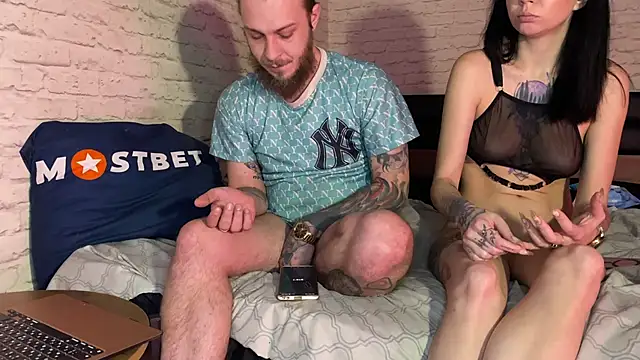 leesmoke online show from March 4, 2025, 1:49 pm