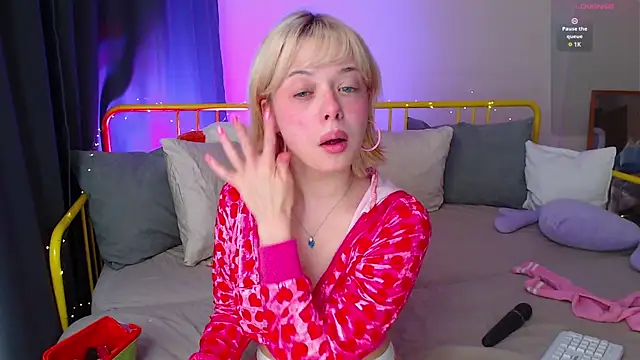 KatieMelone online show from March 3, 2025, 3:22 pm