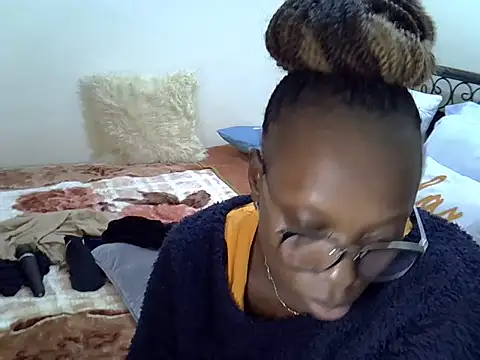 Sweet Bear online show from June 30, 2026, 5:57 pm