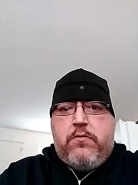 ILive2plezz online show from January 8, 2025, 5:48 pm