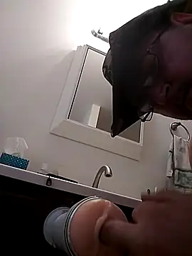 ILive2plezz online show from December 28, 2024, 8:58 pm