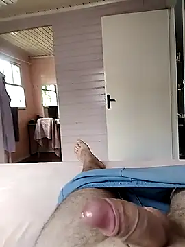 danielsafado222 online show from December 17, 2025, 2:00 pm