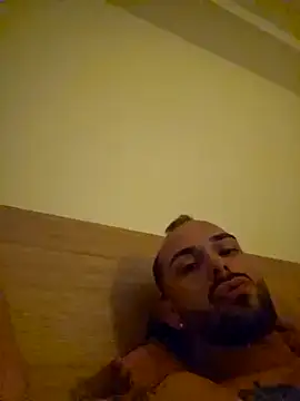 denisxlRo online show from December 1, 2024, 6:24 pm