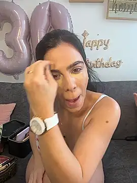 valecruz903 online show from November 5, 2025, 8:56 pm