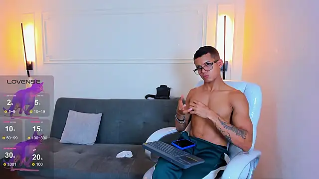 Paradise boy s online show from February 12, 2026, 5:56 pm