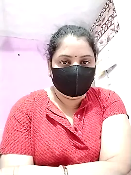 Snapshot of Ruksar-Pathan chatting on March 16, 2026, 8:33 pm Ruksar-Pathan online show from March 16, 2026, 8:33 pm